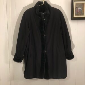 St. John Coat Collection Black Classic Mid-Length Reversible Faux Fur Coat Large